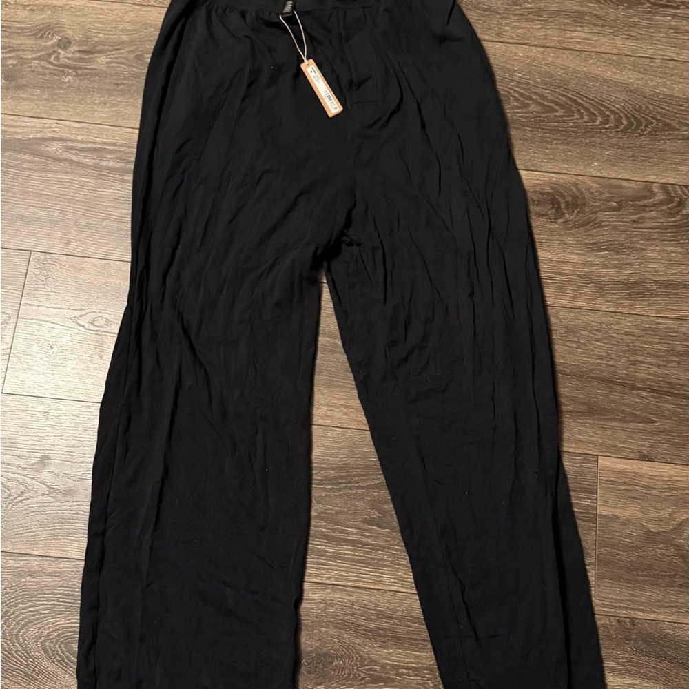 SKIMS Charcoal Boyfriend Pants